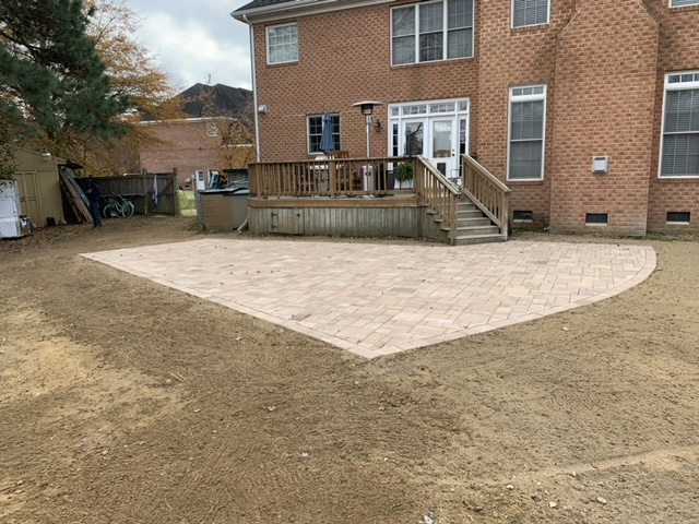 Backyard paver patio